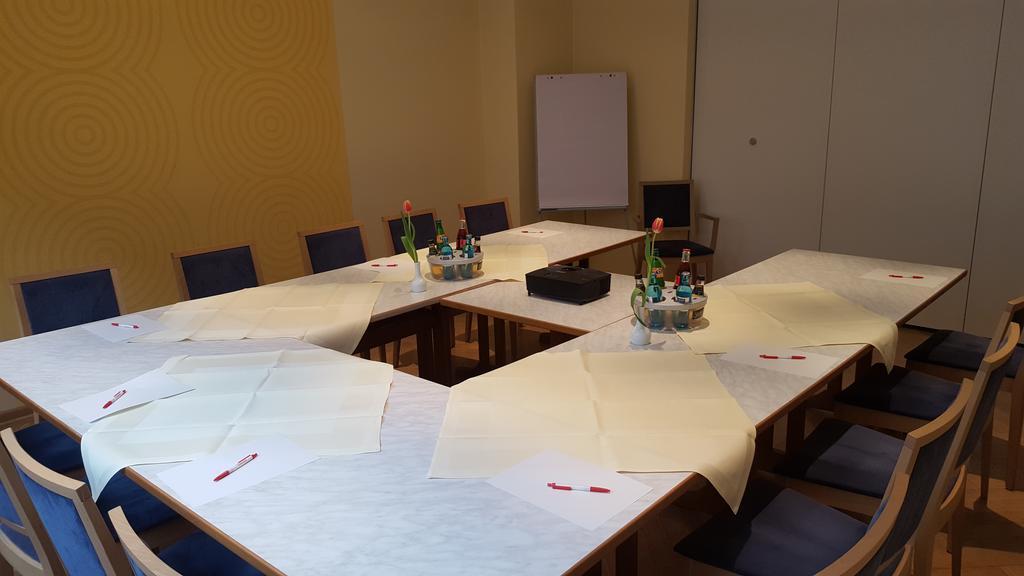 City-Hotel Cottbus Bagian luar foto